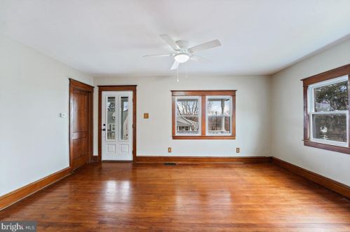 3728 Norwood Ave, Downingtown PA  19335-2049 exterior