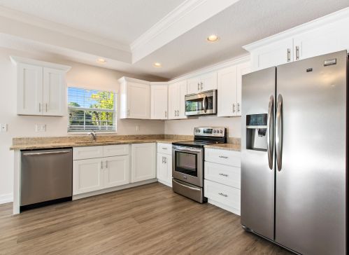 18511 Loxahatchee Riv Rd, Jupiter FL exterior