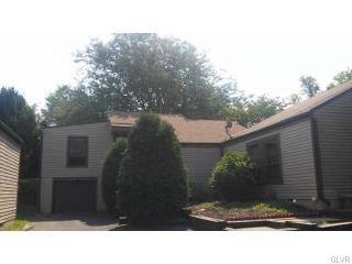 2803 Westgate Dr, Easton, PA 18040-7935