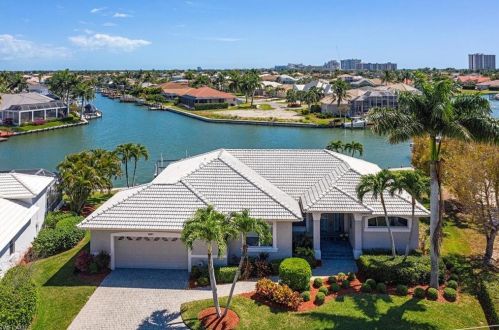861 Joy Cir, Marco Island, FL 34145-2758