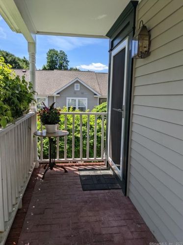 349 Hadley Dr, Bridgeport CT  06611-2367 exterior