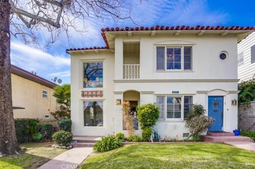259 Park Ave, Long Beach, CA 90803-1753