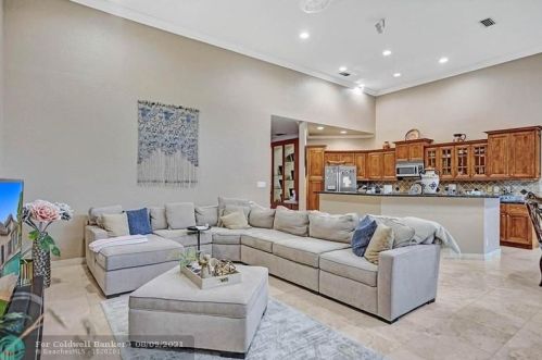 17374 12th St, Hollywood, FL 33029-4802