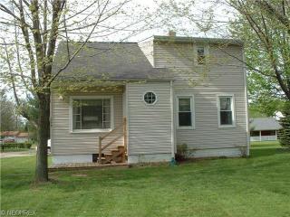 1775 Winchester St, Alliance, OH 44601-4528