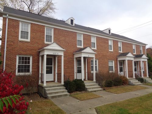 1535 Plum St, Springfield, OH 45504-1880