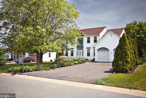 15 Emerald Ridge Dr, Bear, DE 19701-2233