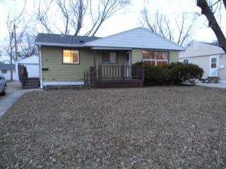 1106 Dover St, Cedar Rapids IA  52402-5704 exterior