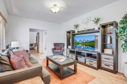 51650 Avenida Bermudas, La Quinta CA  92253-6108 exterior