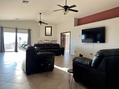 9805 Verbena Dr, Desert Hot Springs CA  92240-1908 exterior