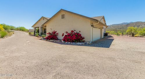 33680 Old Black Canyon Hwy, Black Canyon City, AZ 85324-8896