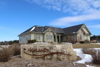 1906 Wildflower Dr, Marshfield, WI 54449-1026