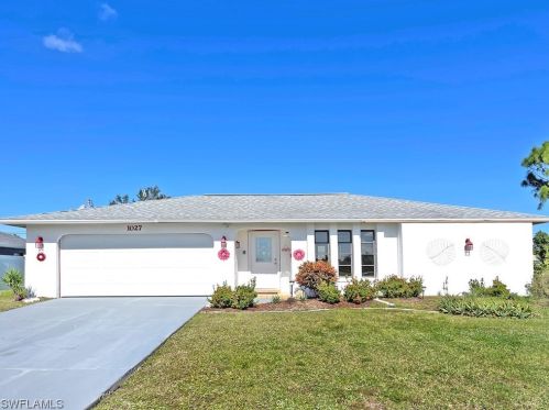 1027 27th Ter, Cape Coral, FL 33904-2923