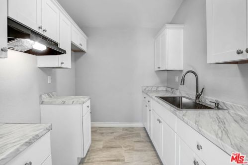 327 Oakhurst Dr, San Jacinto CA  92583-4715 exterior