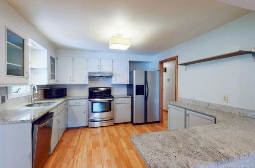 46 Sabin St, Putnam CT  06260-1842 exterior