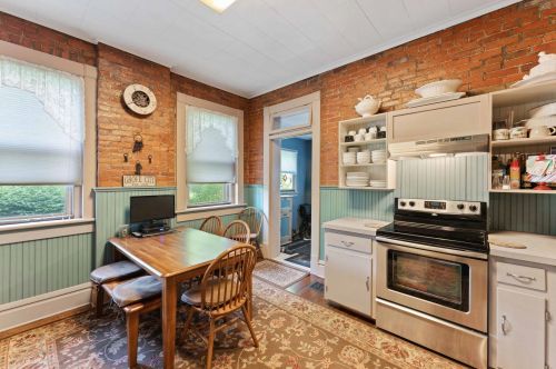 3520 Park St, Darbydale OH  43123-2532 exterior