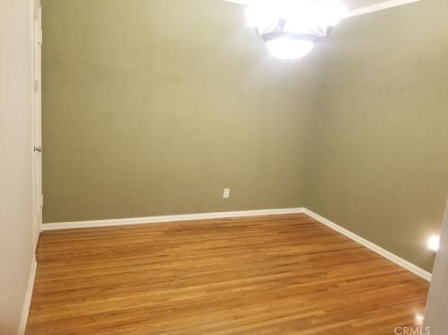 8154 Wakefield Ave, Van Nuys CA  91402-5329 exterior