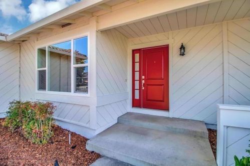 827 Poplar Ave, Sunnyvale, CA 94086-8737