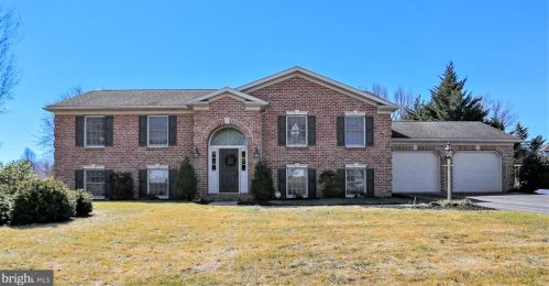 2258 Grove Meadow Ln, Upton, PA 17225-8460