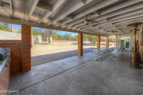 7330 Ln Canada Dr, Tucson AZ 85704-1532 exterior