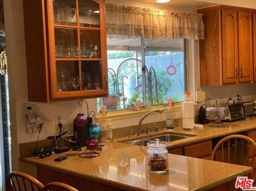 9890 Lincoln Ave, Riverside, CA 92503-5520