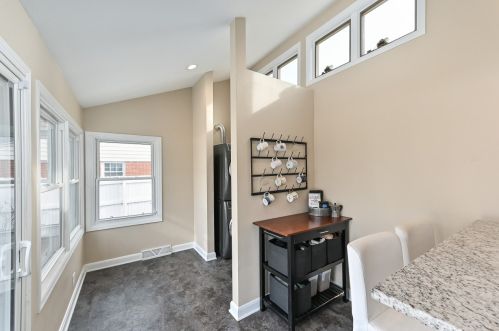 416 Dean Rd, Milwaukee WI  53217-2707 exterior