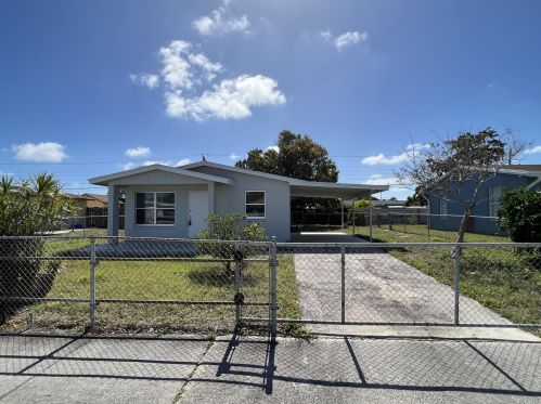 728 El Vedado, West Palm Beach, FL 33405-1839