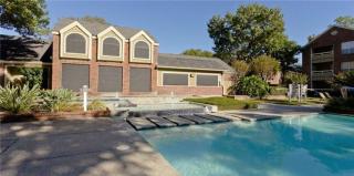 13555 Breton Ridge St, Houston TX  77070-5940 exterior