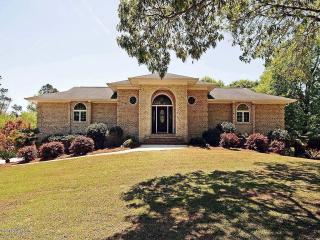 605 Hughes Rd, Hampstead, NC 28443-2103