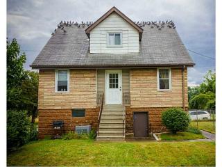 916 Front St, Creighton, PA 15030-1103