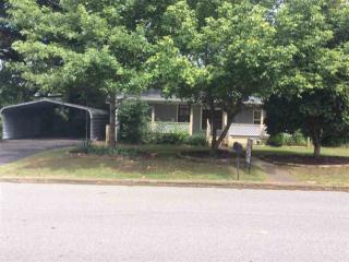 558 Mifflin Ave, Henderson, TN 38340-1120