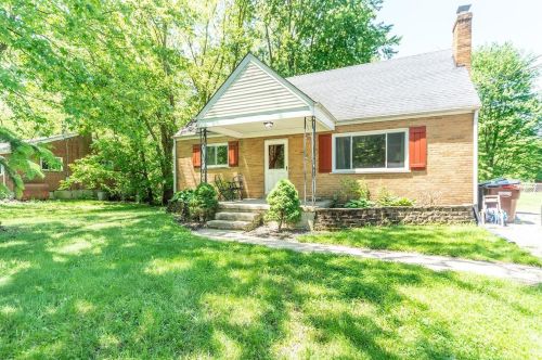 1211 Queenie Ln, Milford, OH 45150-2227