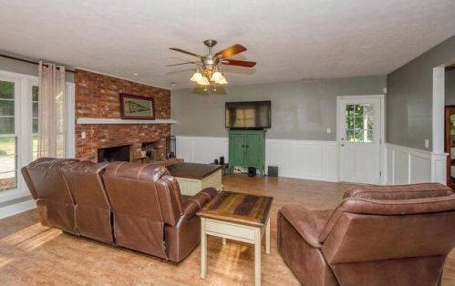 2016 Warren Ct, North Augusta SC  29860-8004 exterior