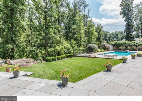 1 Hageman Ln, Princeton, NJ 08540-7547
