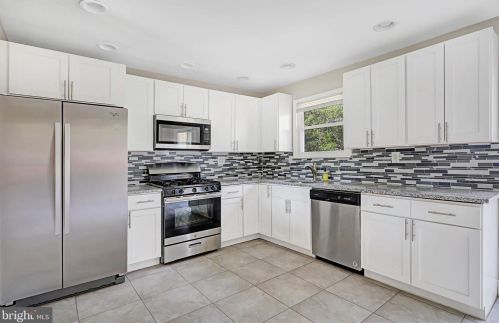 101 Sepulga Dr, Browns Mills NJ  08015-6609 exterior