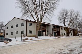 906 3rd Ave, Buffalo MN  55313-1353 exterior