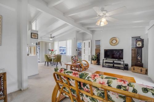 2229 Amokemoke St, Pearl City, HI 96782-1350