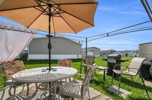 314 Robert Dr, Pataskala OH  43062-7237 exterior