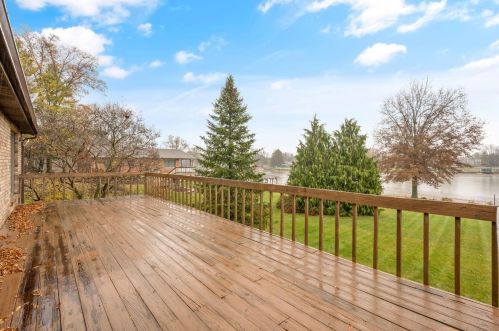 2375 Chickasaw Dr, London OH  43140-9014 exterior