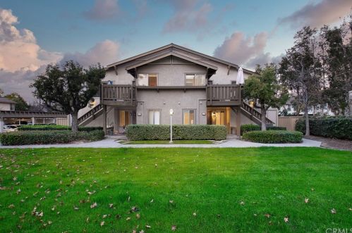 134 Clearbrook, Irvine, CA 92614-7586