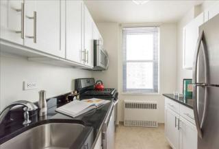 303 83rd St, New York NY  10028-4801 exterior