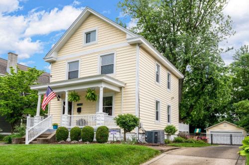 3746 Drakewood Dr, Cincinnati, OH 45209-2327
