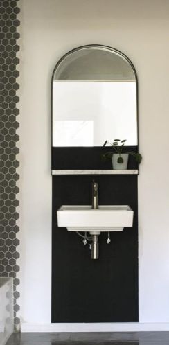 8648 Forest Hills Blvd, Dallas TX  75218-4023 exterior