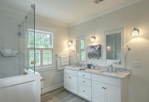 1521 Lindsey Creek Dr, Mount Pleasant SC  29466-8393 exterior