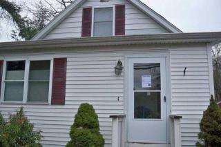 131 Long Hill Cross Rd, Huntington CT  06484-6170 exterior