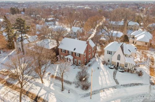 331 Longview Ter, Minneapolis, MN 55419-1352
