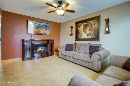 532 Del Oro Ave, Mesa, AZ 85210-2335