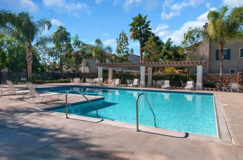 4310 Meadow Spring Way, Oceanside CA 92057-6536 exterior