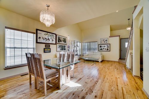 555 Lantern Walk, Valpo IN  46385-2980 exterior