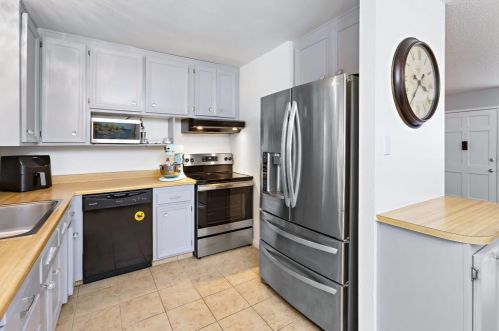 10868 Oakton Way, Rancho Cordova CA  95670-2449 exterior