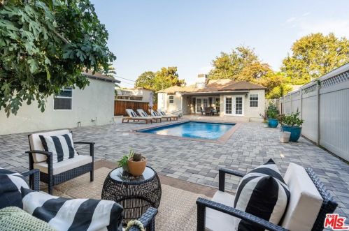 4919 Cartwright Ave, North Hollywood CA  91601-4728 exterior